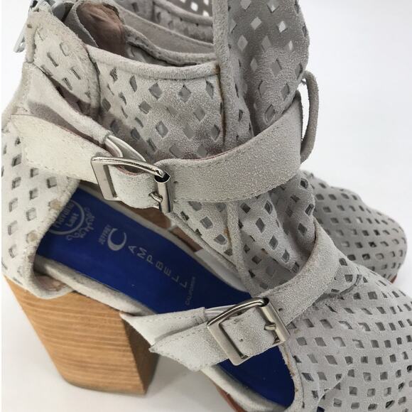 Jeffrey Campbell Brighton Gray Suede Cut Out Chunky Heel Boots Womens 9 - Picture 3 of 10